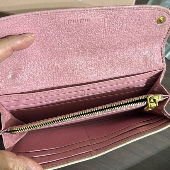 Miu Miu Long Wallet in Leather - Picture 4 of 6